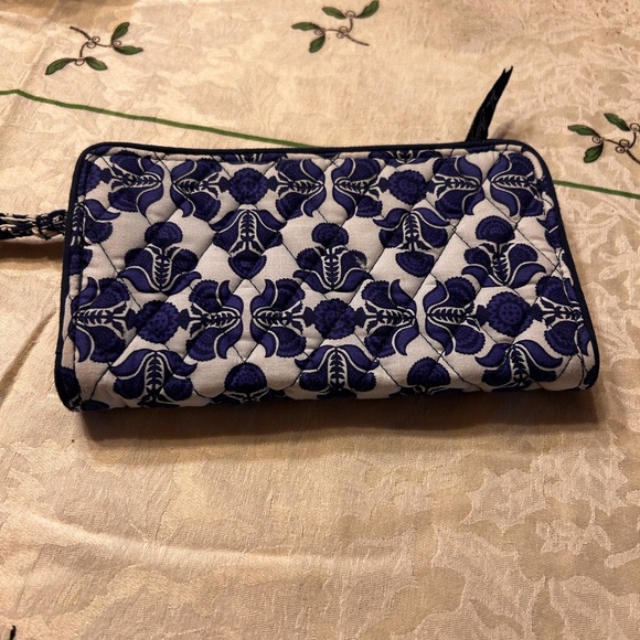 Vera Bradley Handbags - Vera Bradley Blue and White blue cobalt tile Quilted Wallet wristlet